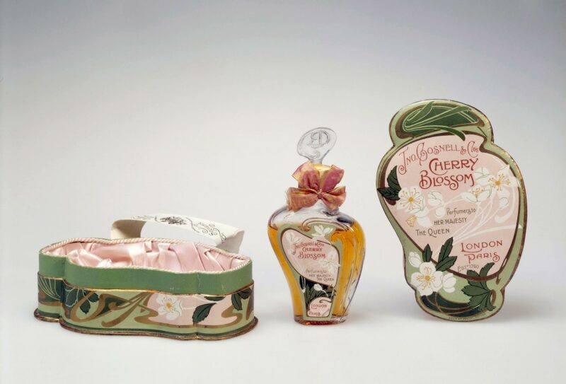 Modèle de flacon et boîte Cherry Blossom par Pochet pour Gosnell & Co., France, début du 20e siècle